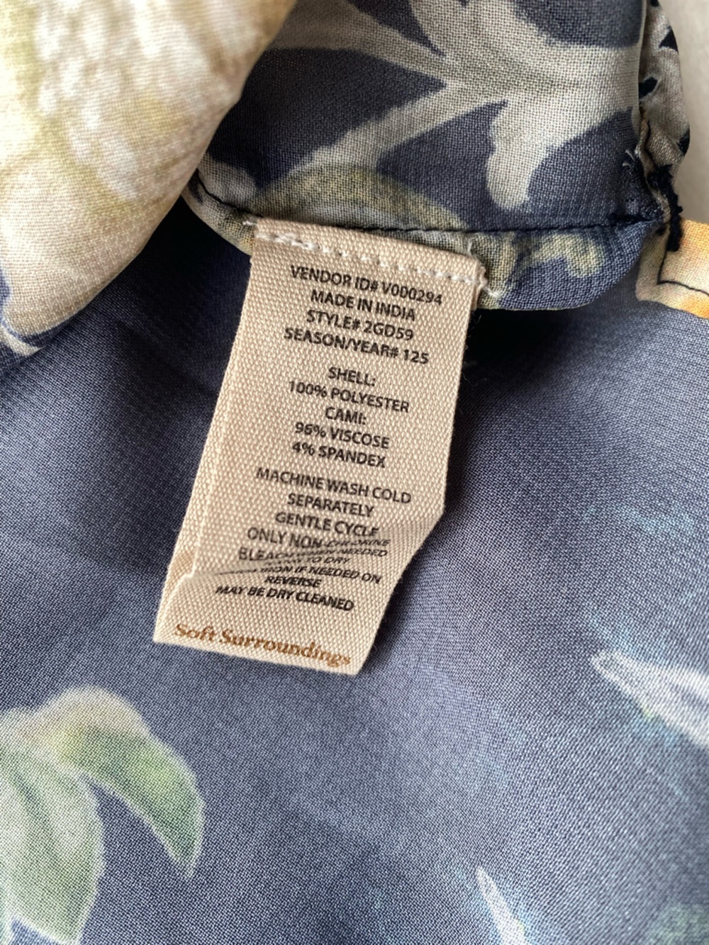 Soft Surroundings 1X Mixed Print Baroque Floral Pintuck Tunic Blouse Fall 2025 - Picture 8 of 9
